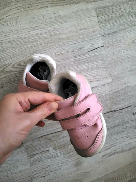 Adidași fetiță marimea 21