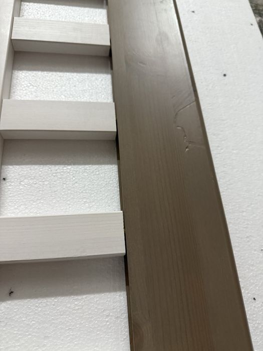 Pat din lemn 180/200 ( nu include salteaua,somiera si noptiera)