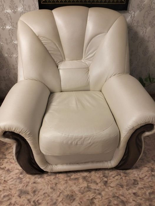 Продам диван в отличном состоянии