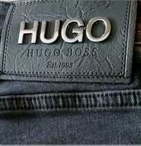Дънки Hugo Boss.