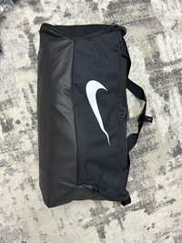 Geanta sport Nike