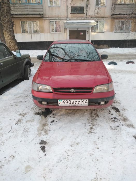 Продам таёта Карина е