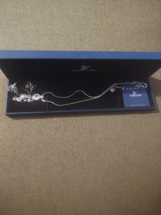 Комплект Swarovski, обеци и колие