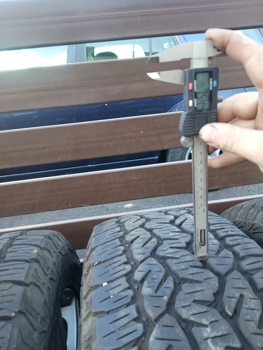 255/60r18  Matador Izzarda A/t2 + Jante DBV 8jx18, 5x112 ET 48