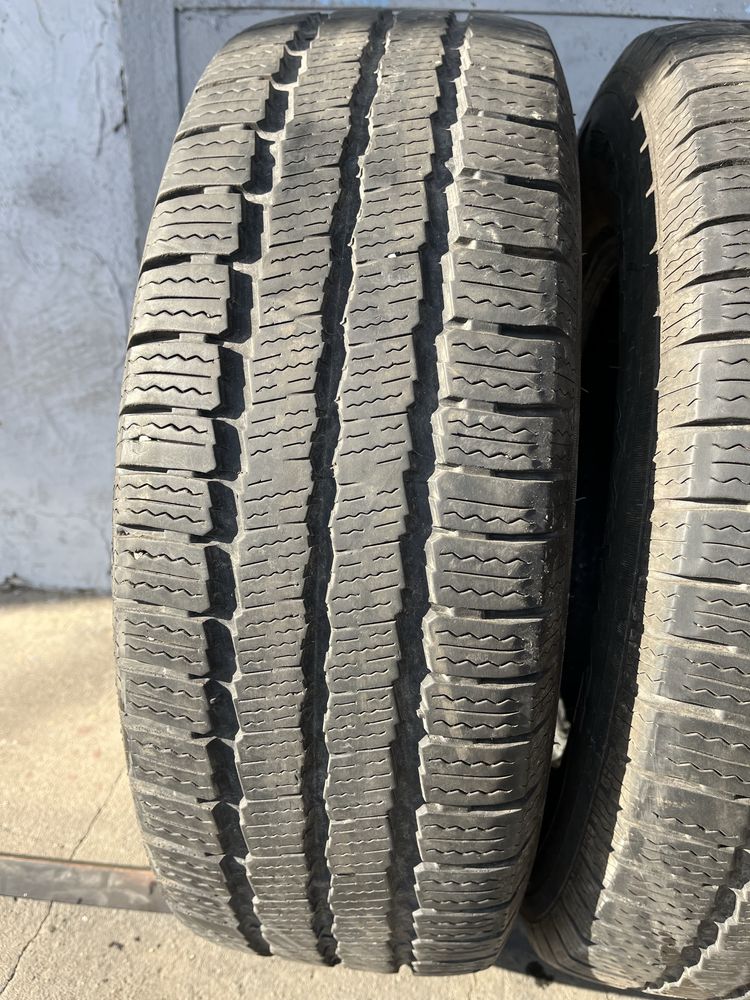 2 бр. зимни гуми за бус 215/70/15C GT Radial DOT 1419 5,5-6 mm