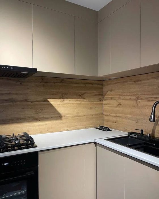 Квартира Продается 3/4/5 

Новомосковская. 
Стадион Start.