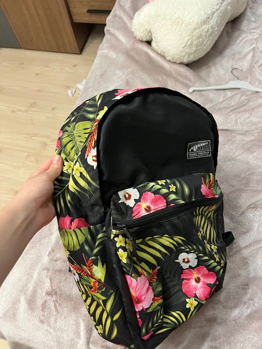 Раница на Puma за училище