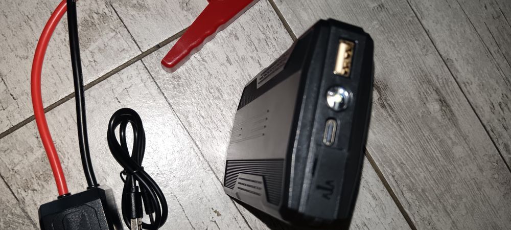Robot pornire auto/baterie externa