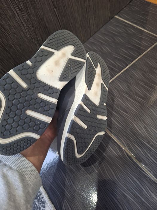 Боти запмомче 28 ш 29 номер