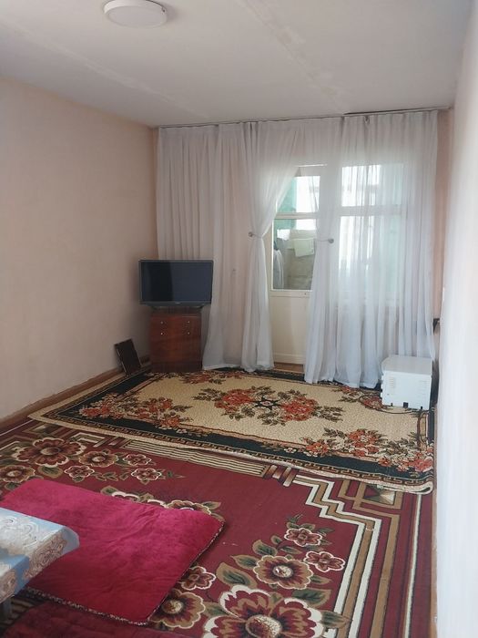 Квартира 1 ком. Переделанный на 2 х ком в г. Янгиюль Артикова. 4 этаж