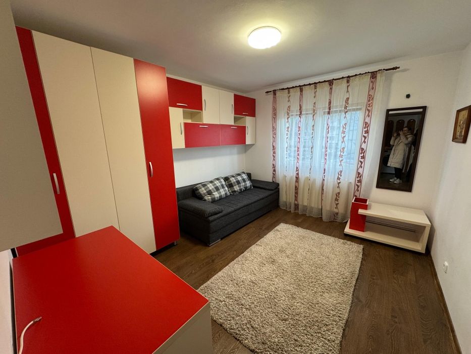 Închiriez garsonieră în Tudor