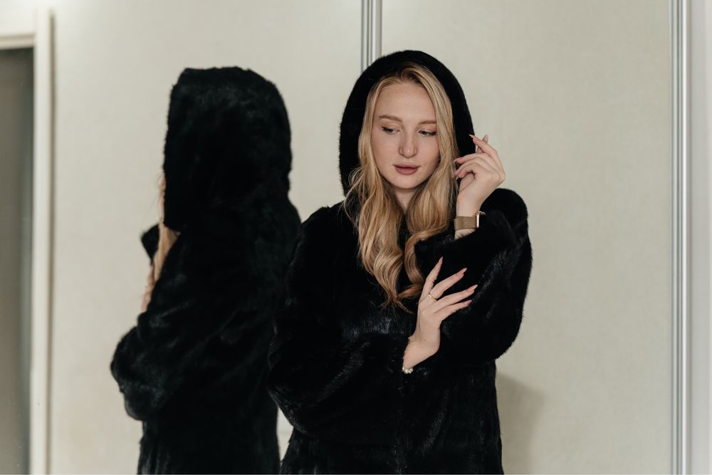 Шуба норковая приталенная