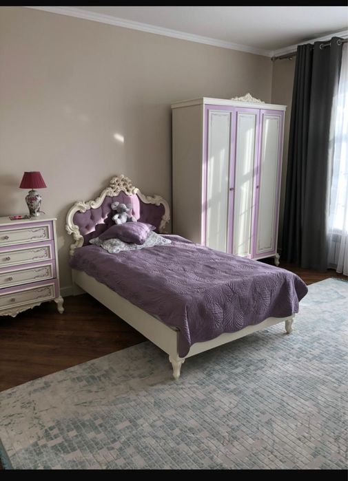 Спальный гарнитур для девочки/девушки