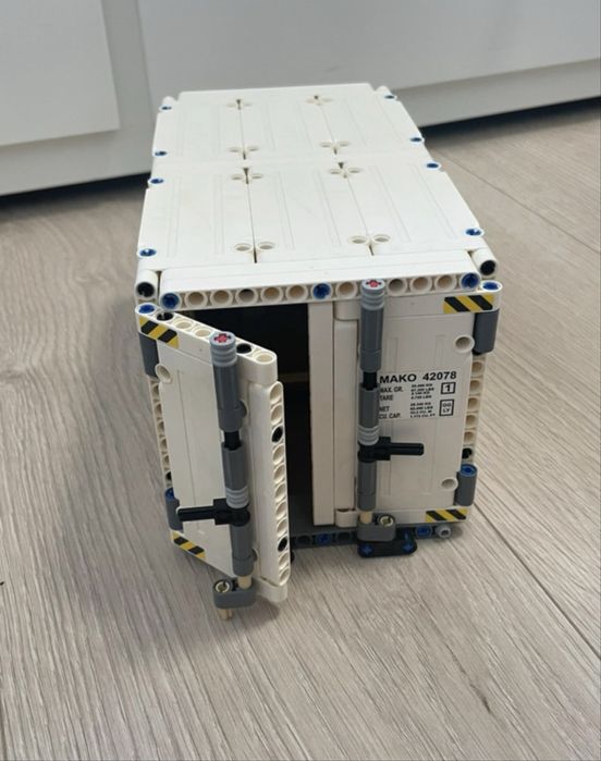 LEGO Technic 42078 Mack