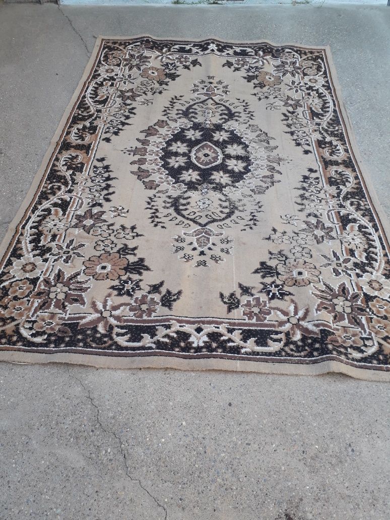 Продам палас шерстенной