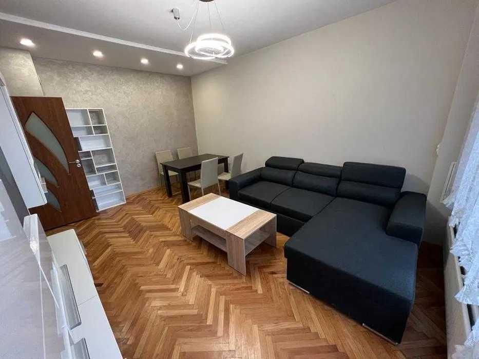 Двустаен Разсадника