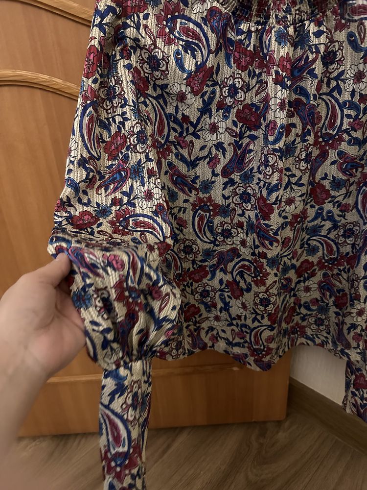 Платья Zara , кофта манго