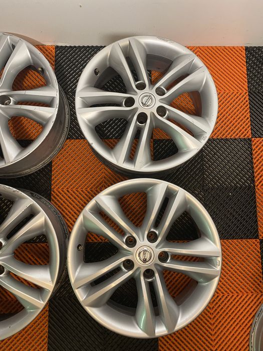 Jante originale Nissan Qasqai,X-trail,Juke, Dacia Duster pe 17