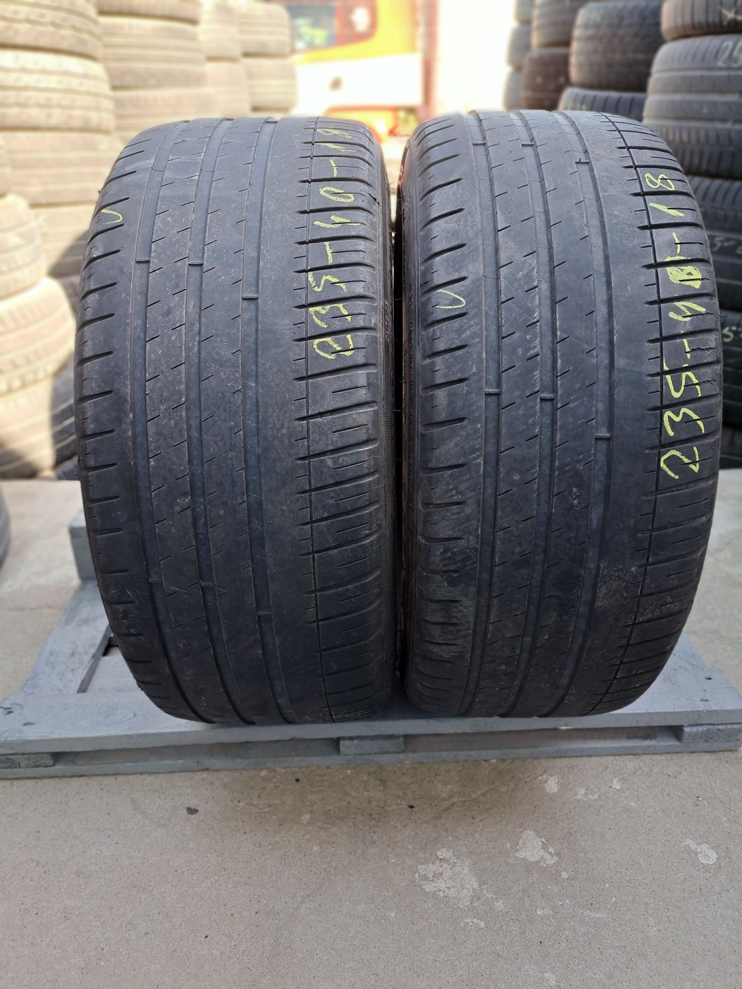 Anvelope de vara  235-40r18 Michelin