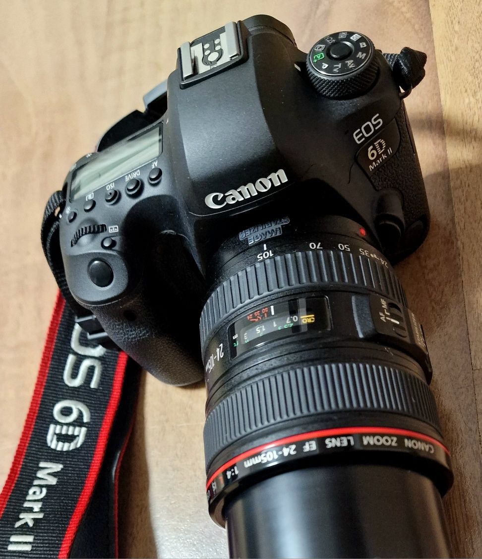 Aparat foto DSLR full frame Canon EOS 6D Mark II 7195 cadre