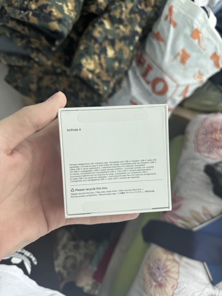 Air pods 4 в использовнии 2 месяца