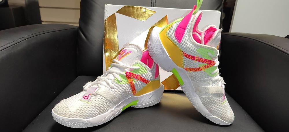 Nike Air Jordan Why not Zero 4, номер 37,5