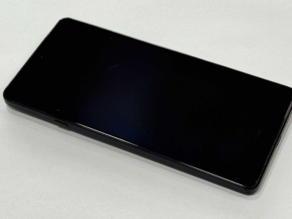 Motorola Edge 20, Dual SIM, 128GB, 8GB RAM / забележки