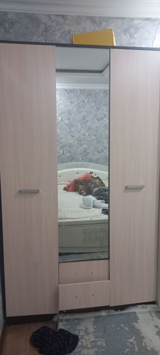 Продам шифонер срочно