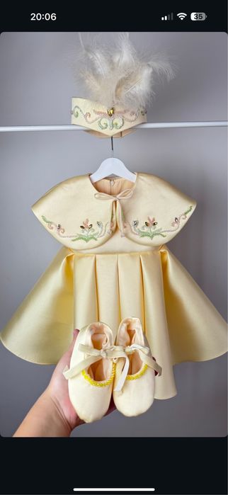 Нарядное платье для девочки