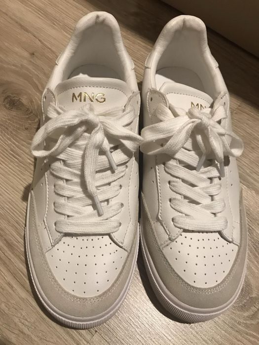 Спортни обувки от Mango