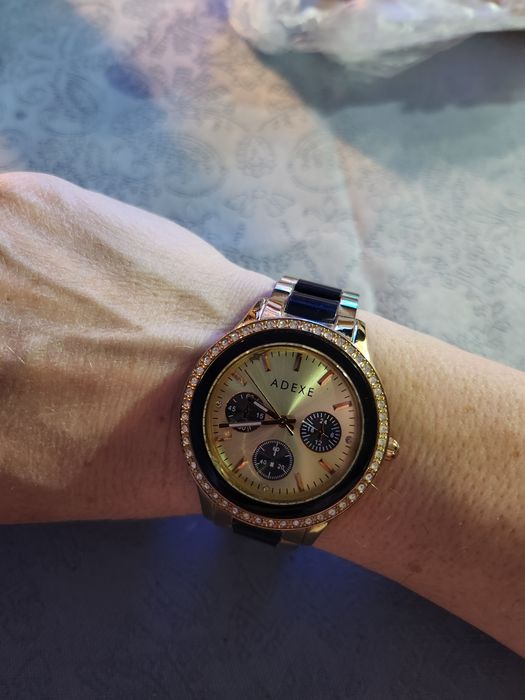 Дамски часовник  Adexe