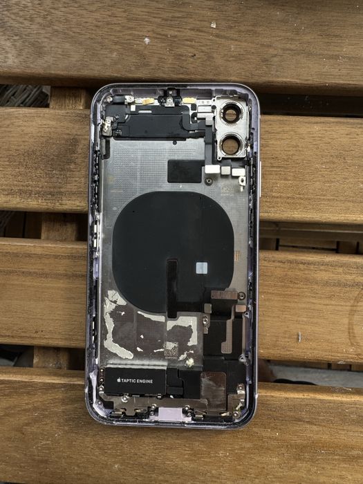 Carcasa Iphone 11 Purple Mov