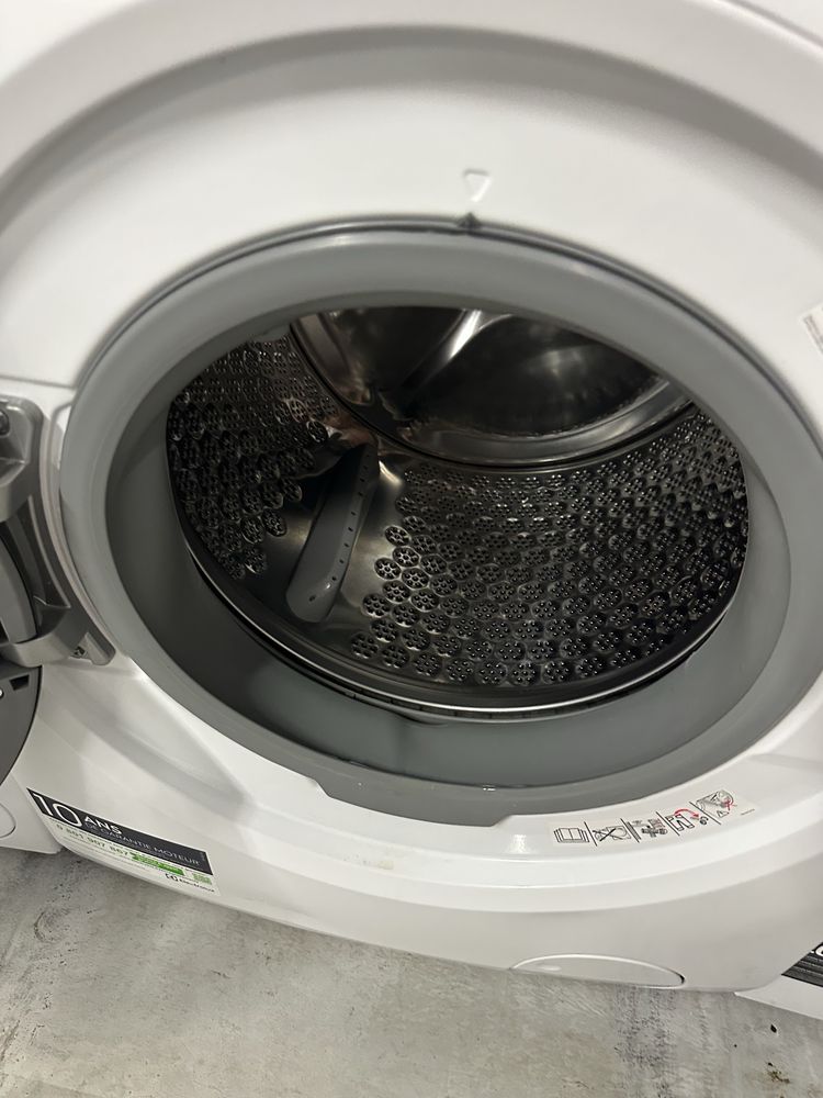 Mașină de spălat rufe cu uscător integrat Electrolux EW7W3922RB