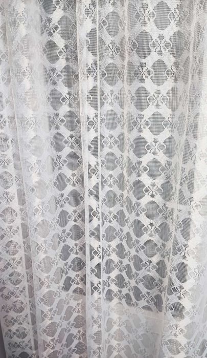 Красиво късо перде