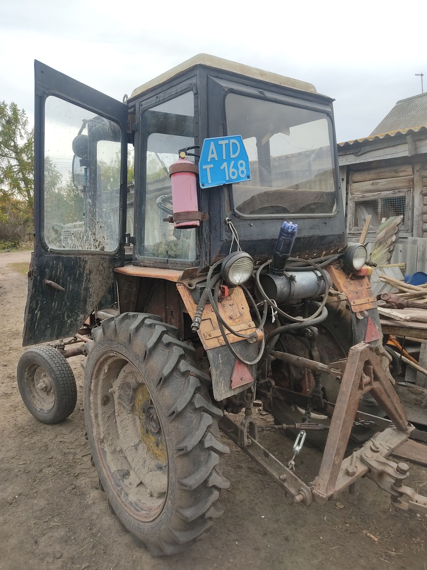 Продам трактор т25