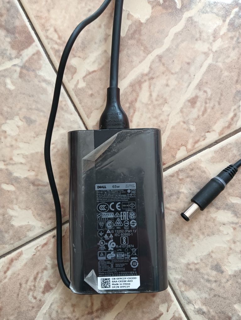 Зарядни за лаптоп Dell 65W  Hp 120W
