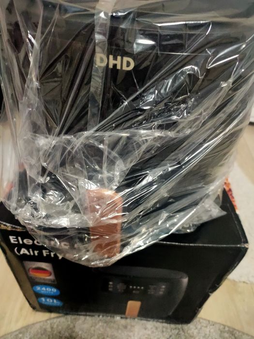Air fryer 10L 2400w nou la cutie
