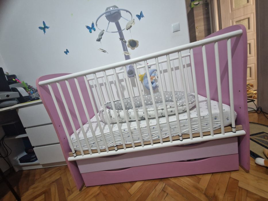 Pătuț bebe impecabil