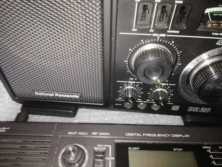 Vand radio UNIDEN CR2021,PANASONIC DR 28