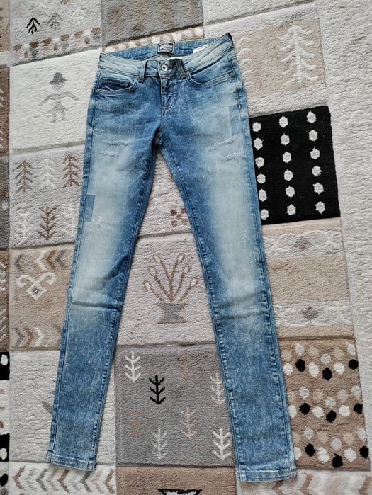 Blugi pantaloni dama  Superdry noi XS