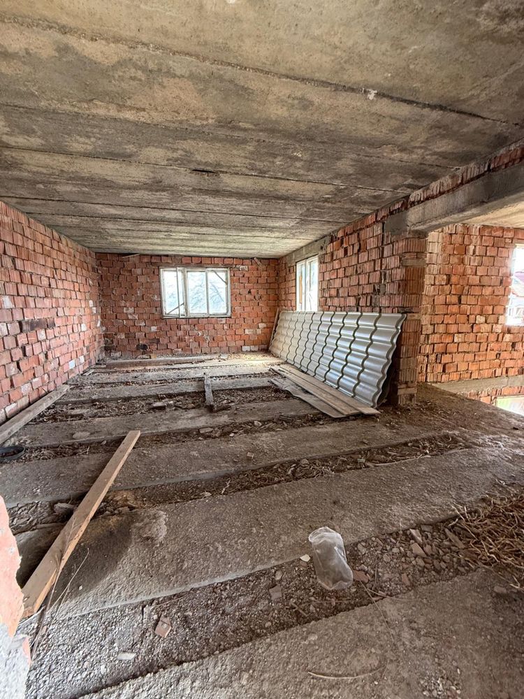 Casa cu teren spre vanzare.In Paulesti!