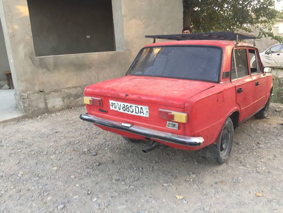 Vaz 2101 sotiladi mowena holati yahwi hamma joyi iwledi