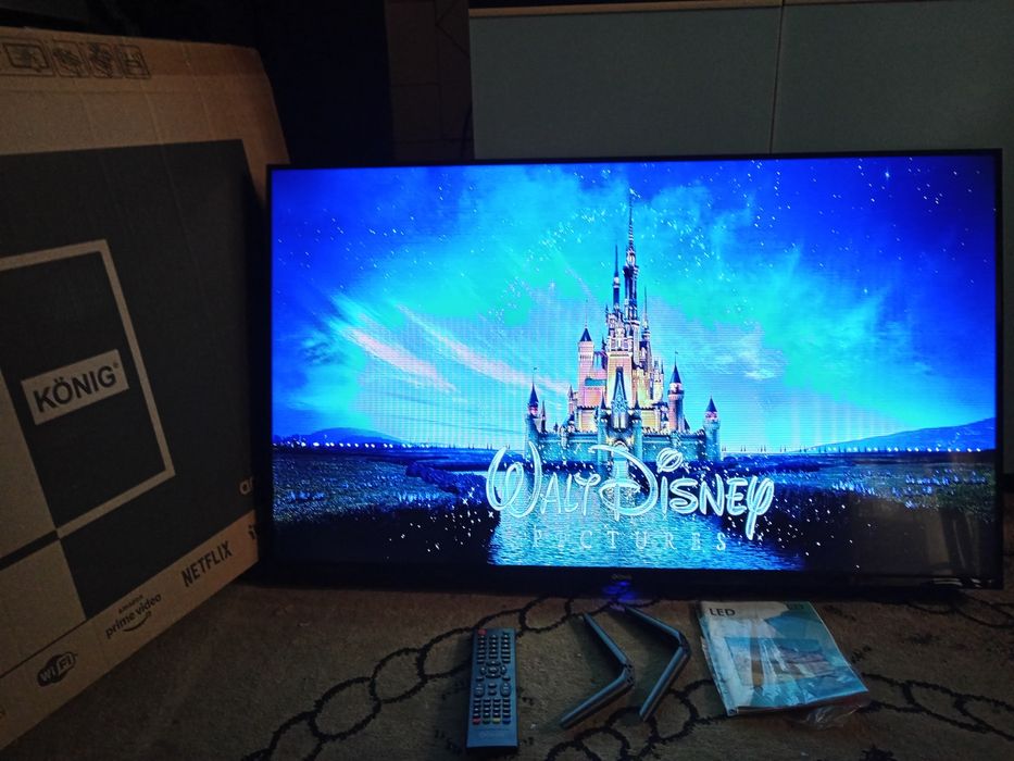 Смарт-43 новый продаю телевизор