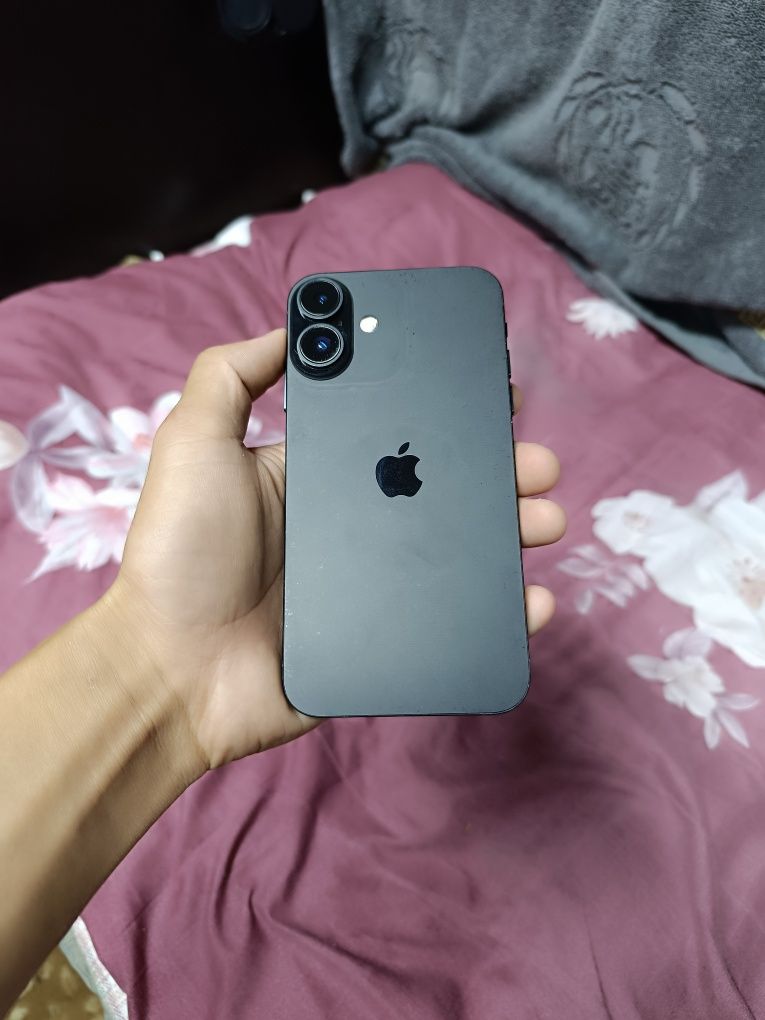XR 128 GB телефон