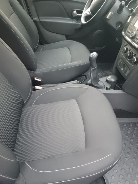 De vanzare Dacia Logan cu motor 0'9 cumparat de LA reprezentana 2019