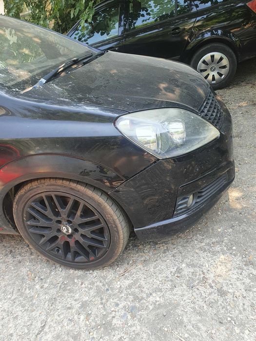 Fata completa / Piese dezmembrari Opel Zafira B OPC 1.7 diesel