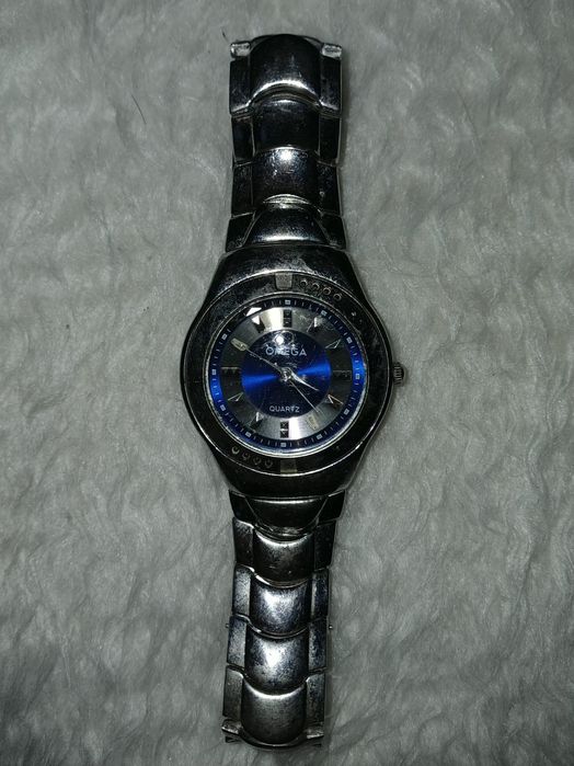 Продажба на часовници 3бр. Може и отделно