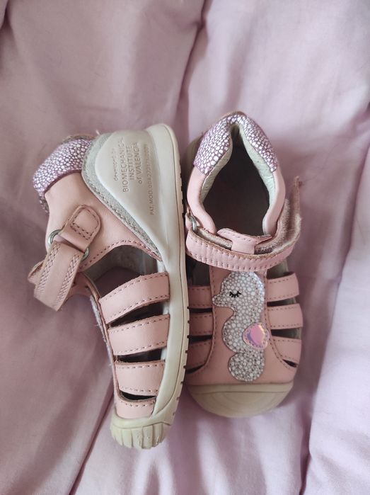 Sandale 24 biomecanics