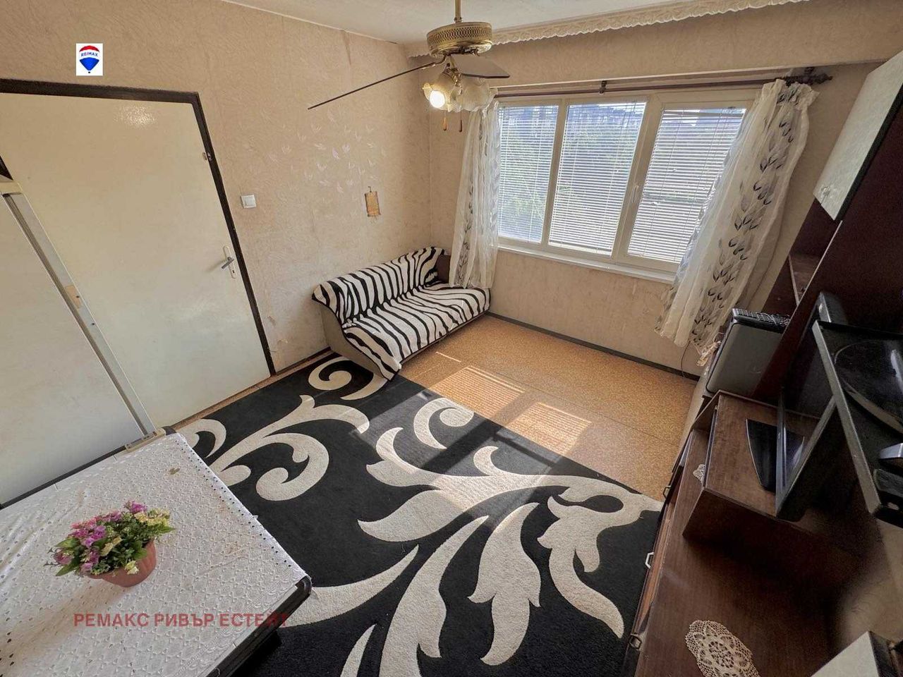 Продава се Двустаен апартамент в Русе, Здравец Изток - 58 кв.м за 1113 €/кв.м - Снимка #7
