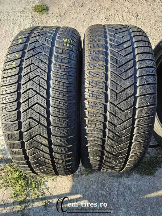 SET 2 Anvelope Iarna 235/65 R17 PIRELLI Scorpion Winter 112H